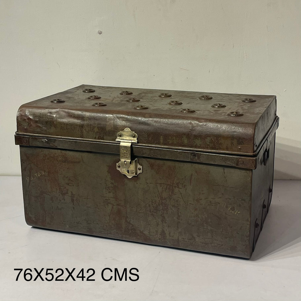 Vintage Iron box