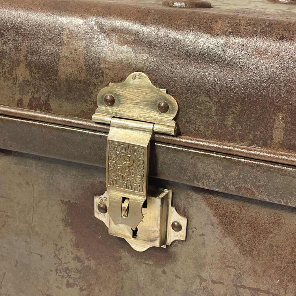 Vintage Iron box