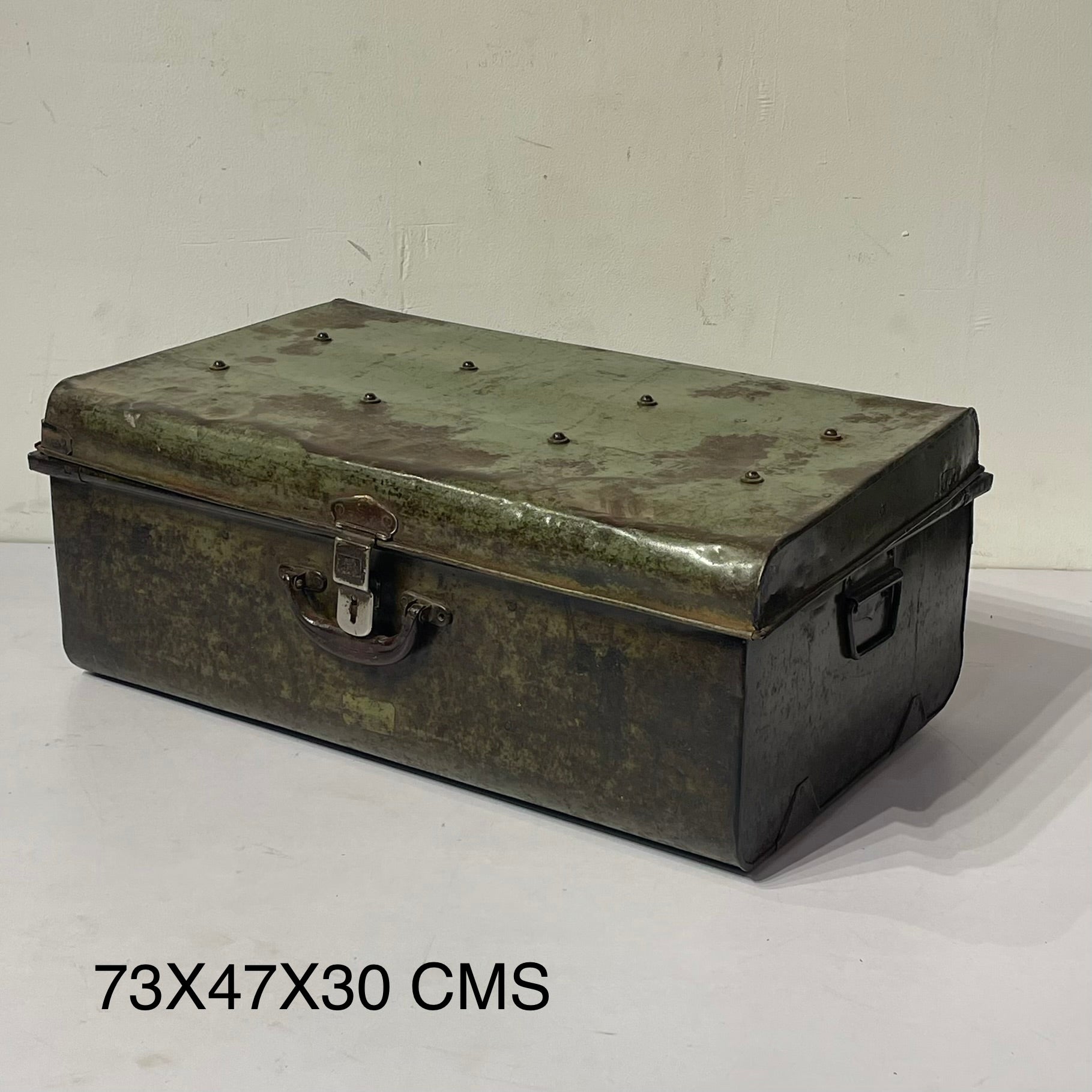 Vintage Iron box