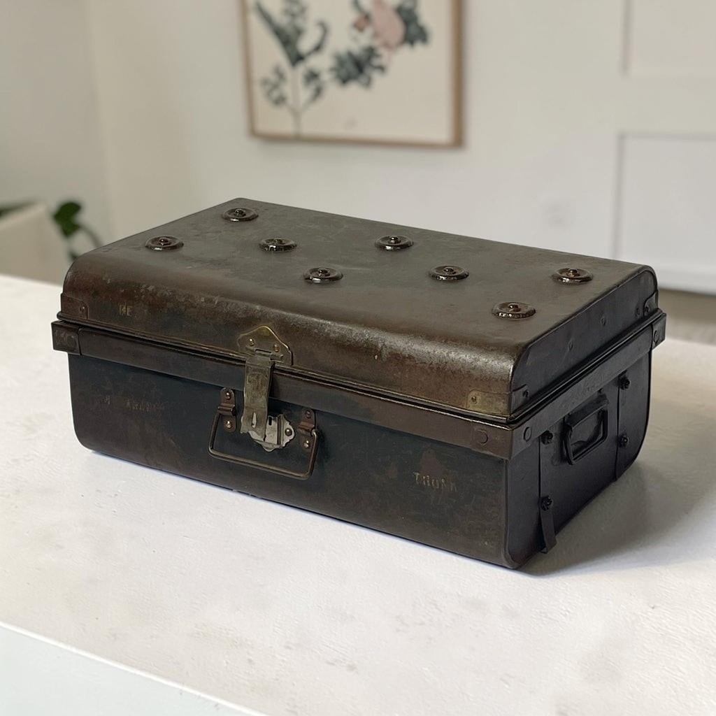 Vintage Iron box