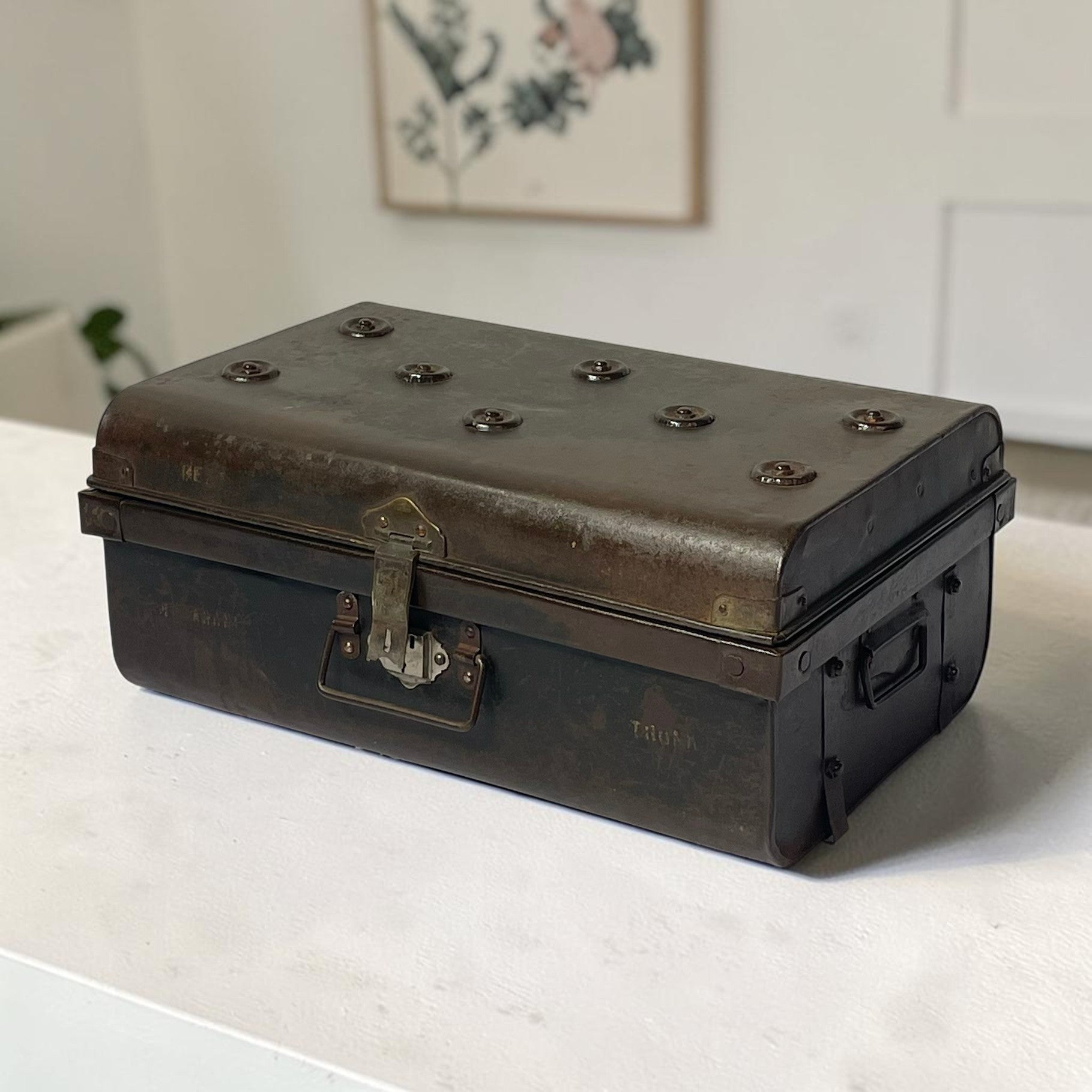 Vintage Iron box