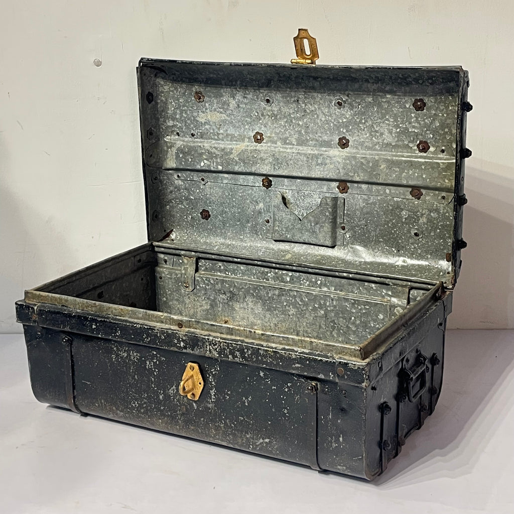 Vintage Iron box