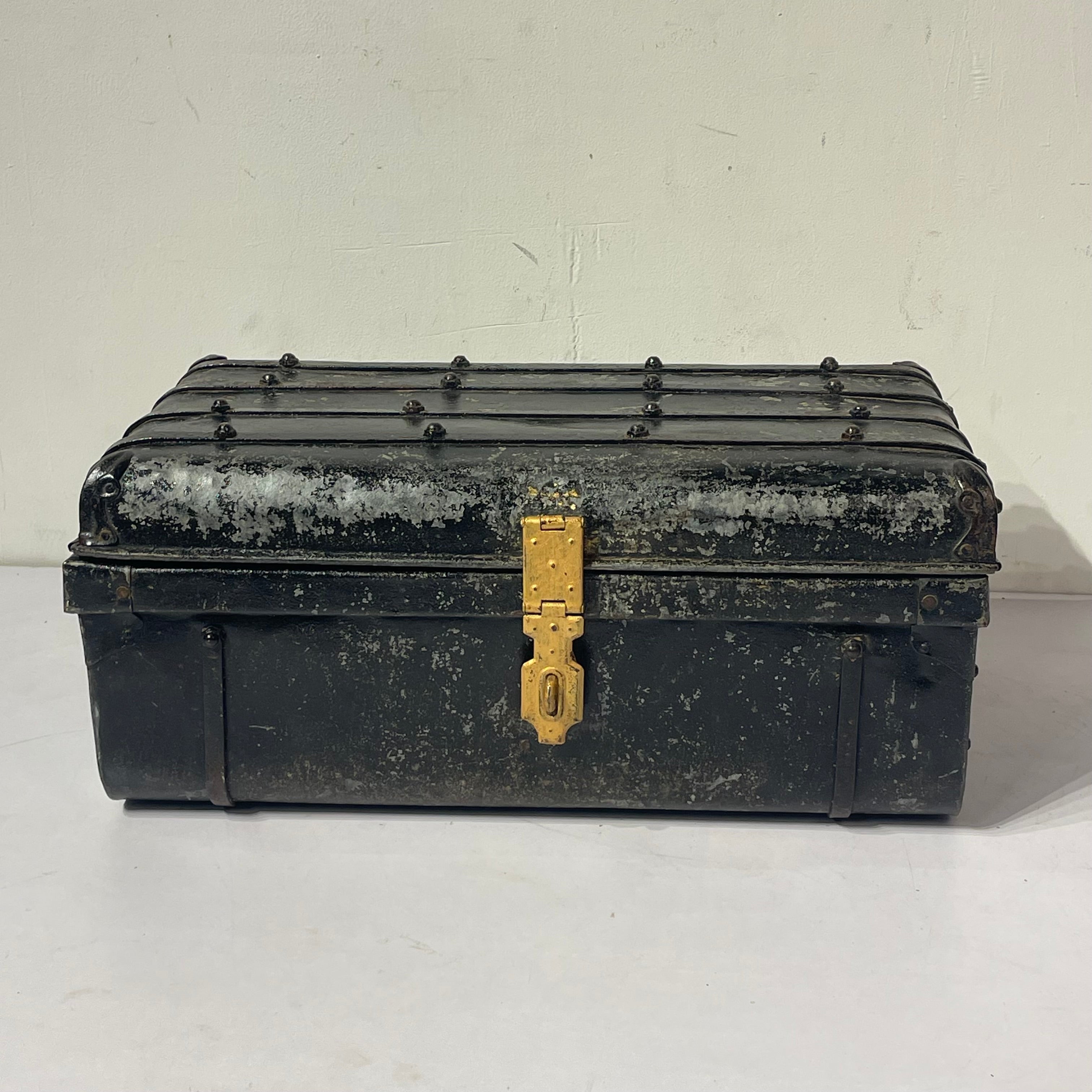 Vintage Iron box