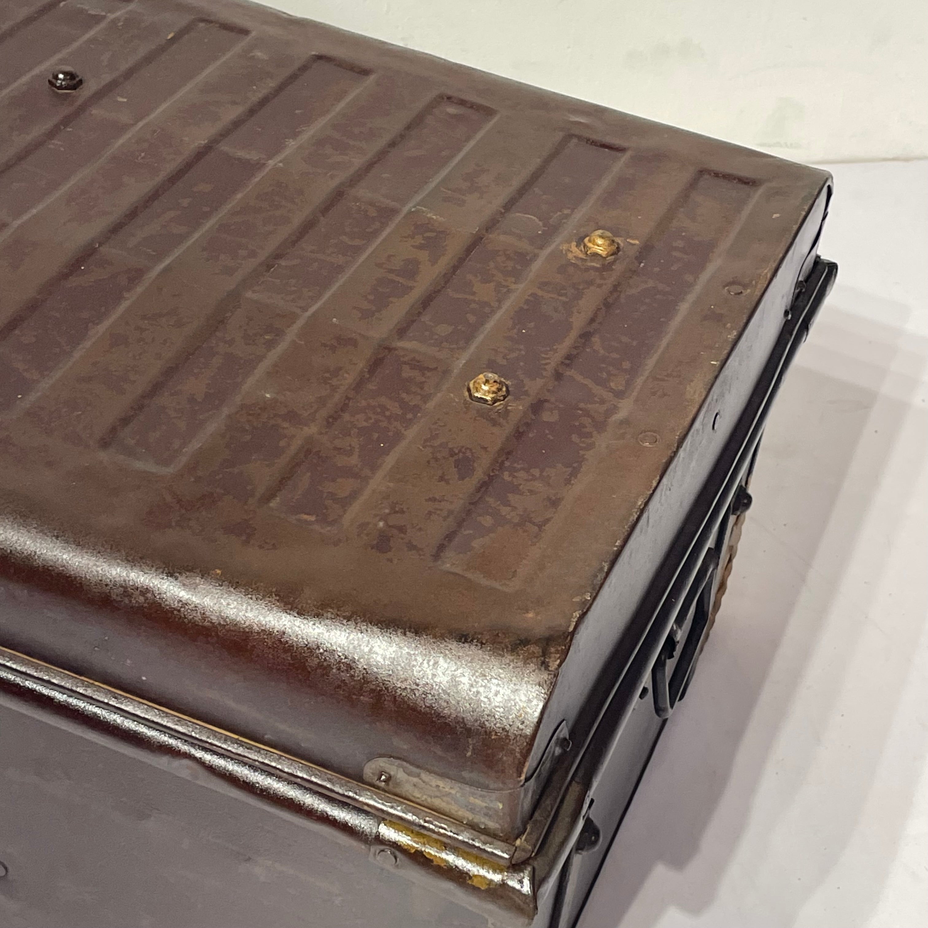 Vintage Iron box