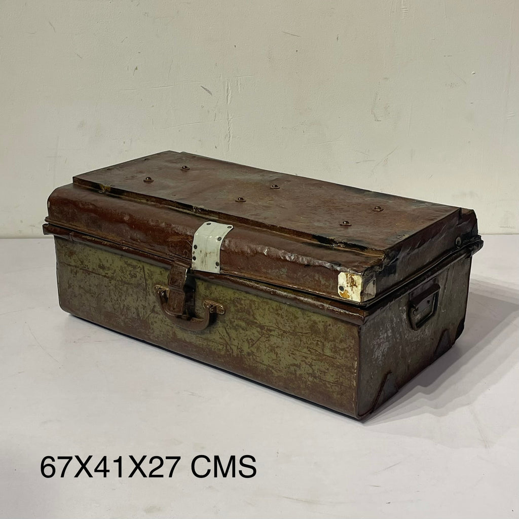 Vintage Iron box