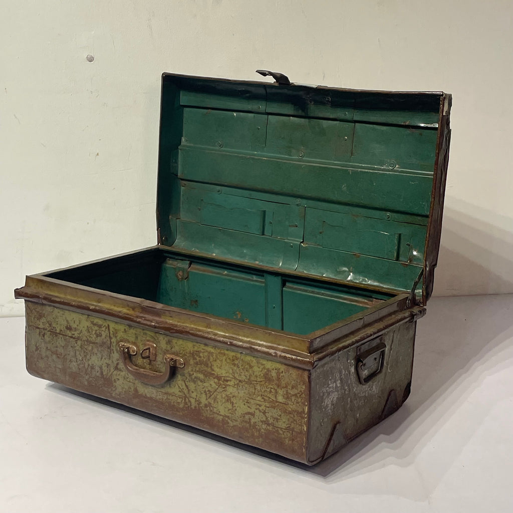 Vintage Iron box