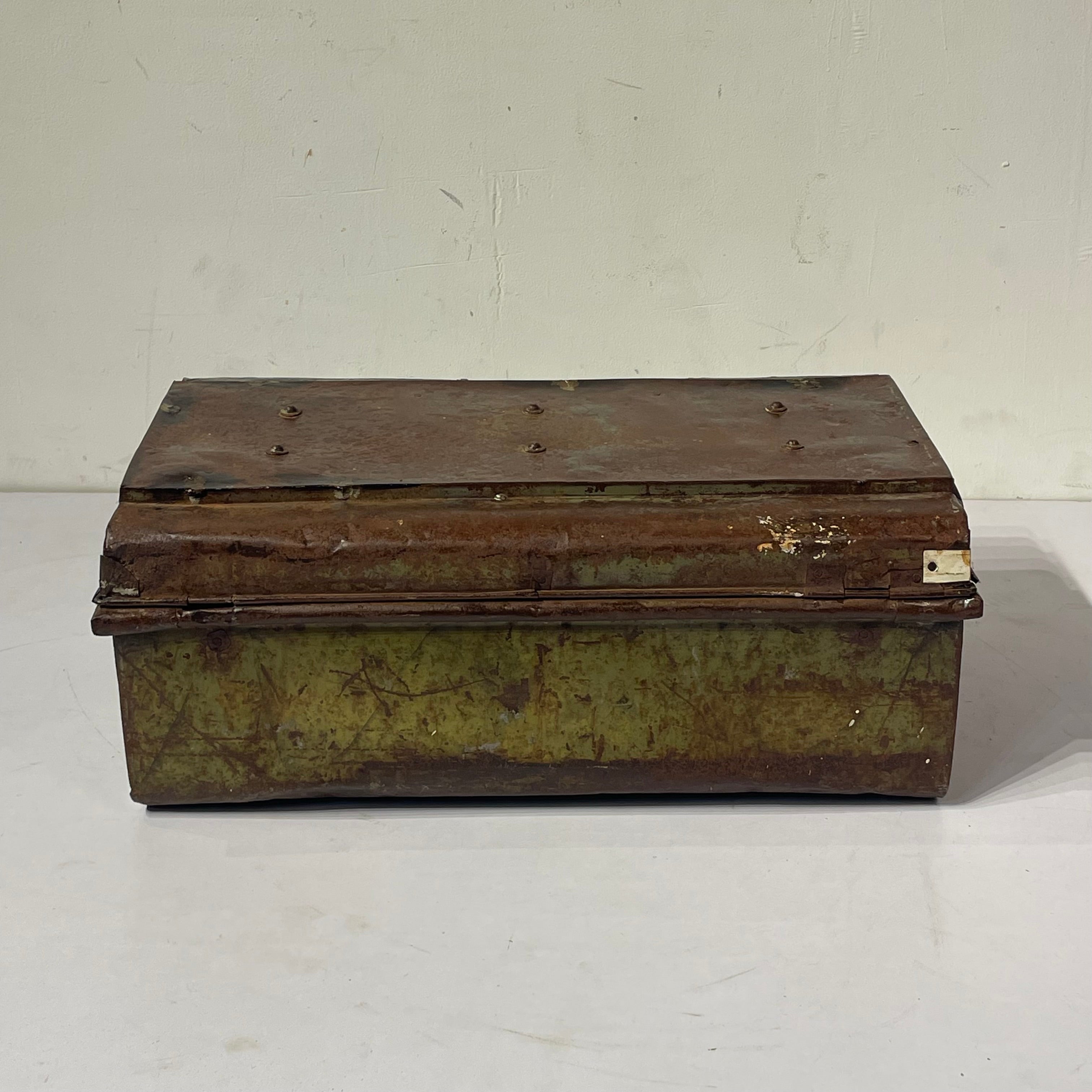 Vintage Iron box