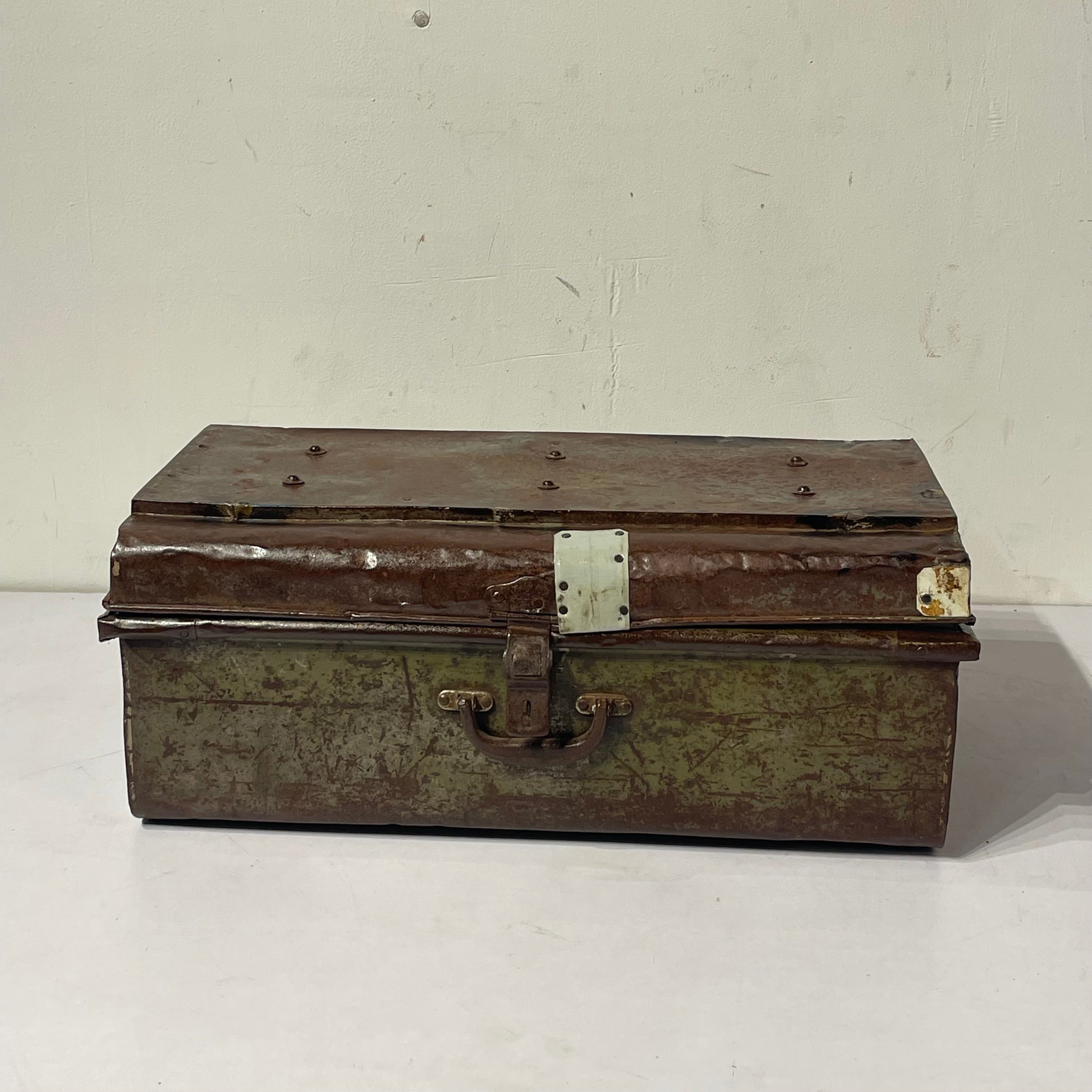 Vintage Iron box