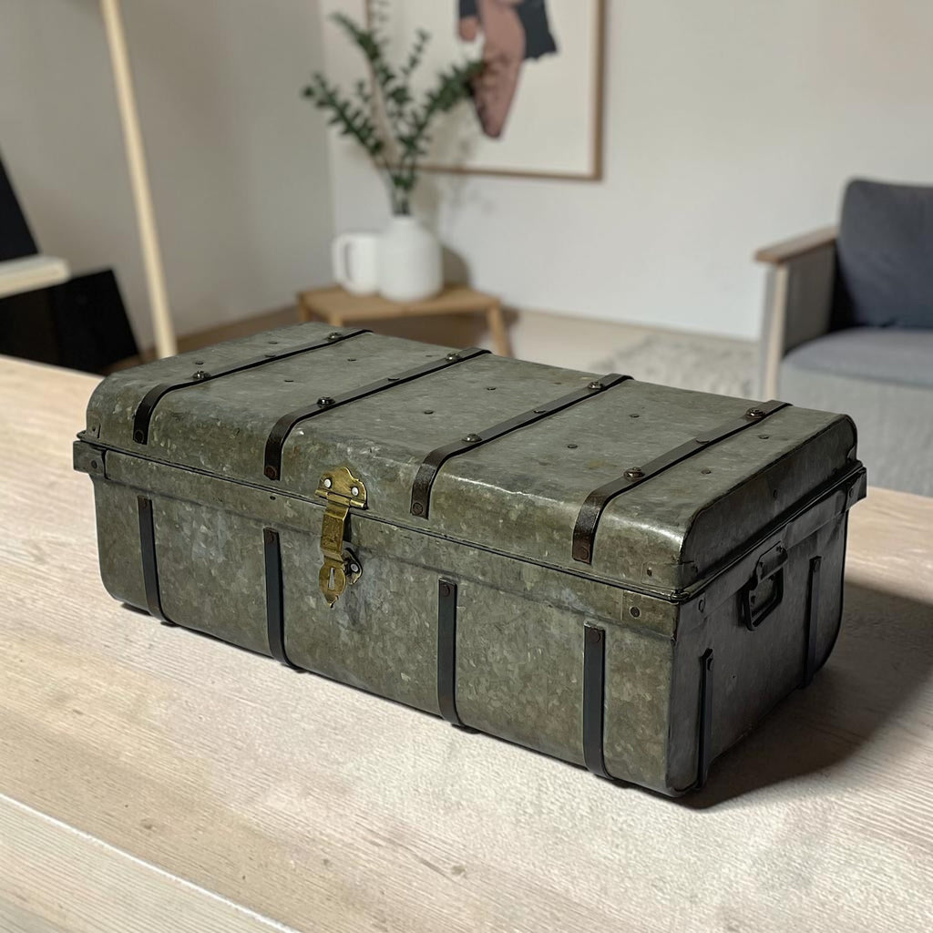 Vintage Iron box