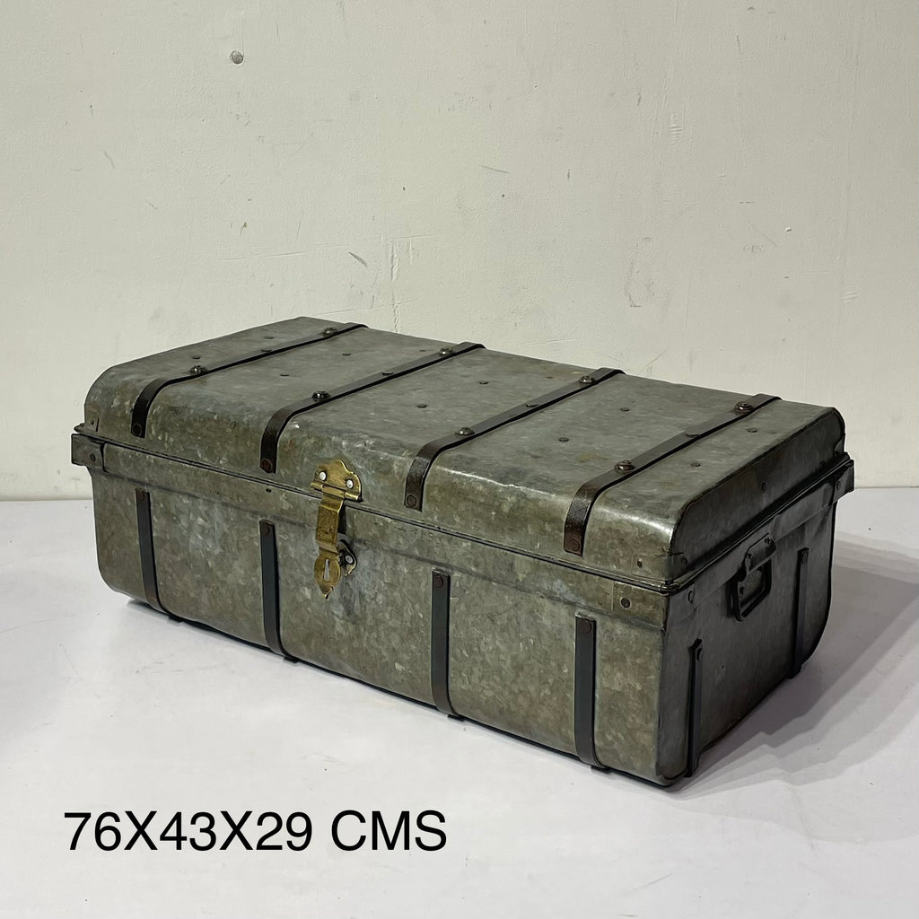 Vintage Iron box