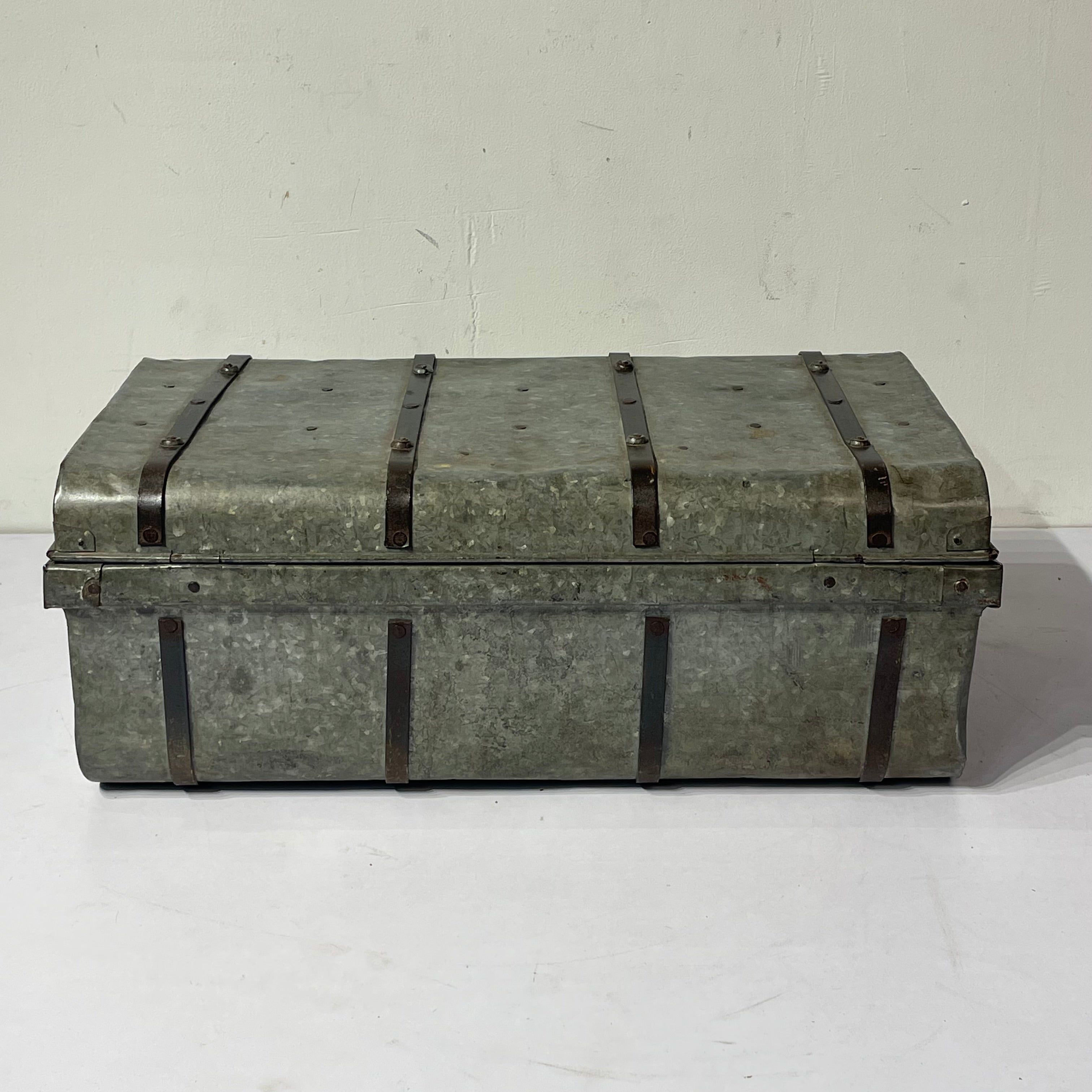 Vintage Iron box