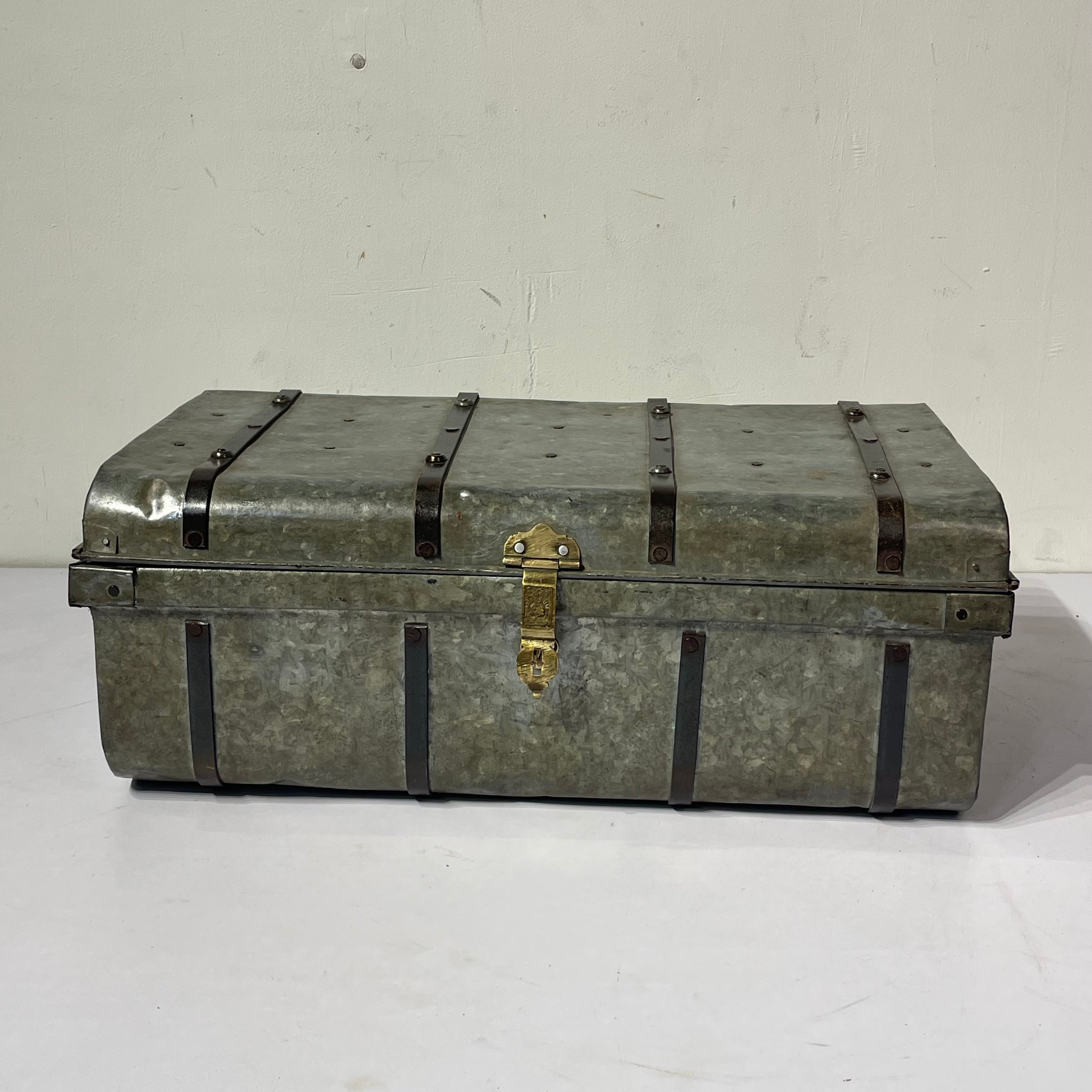 Vintage Iron box