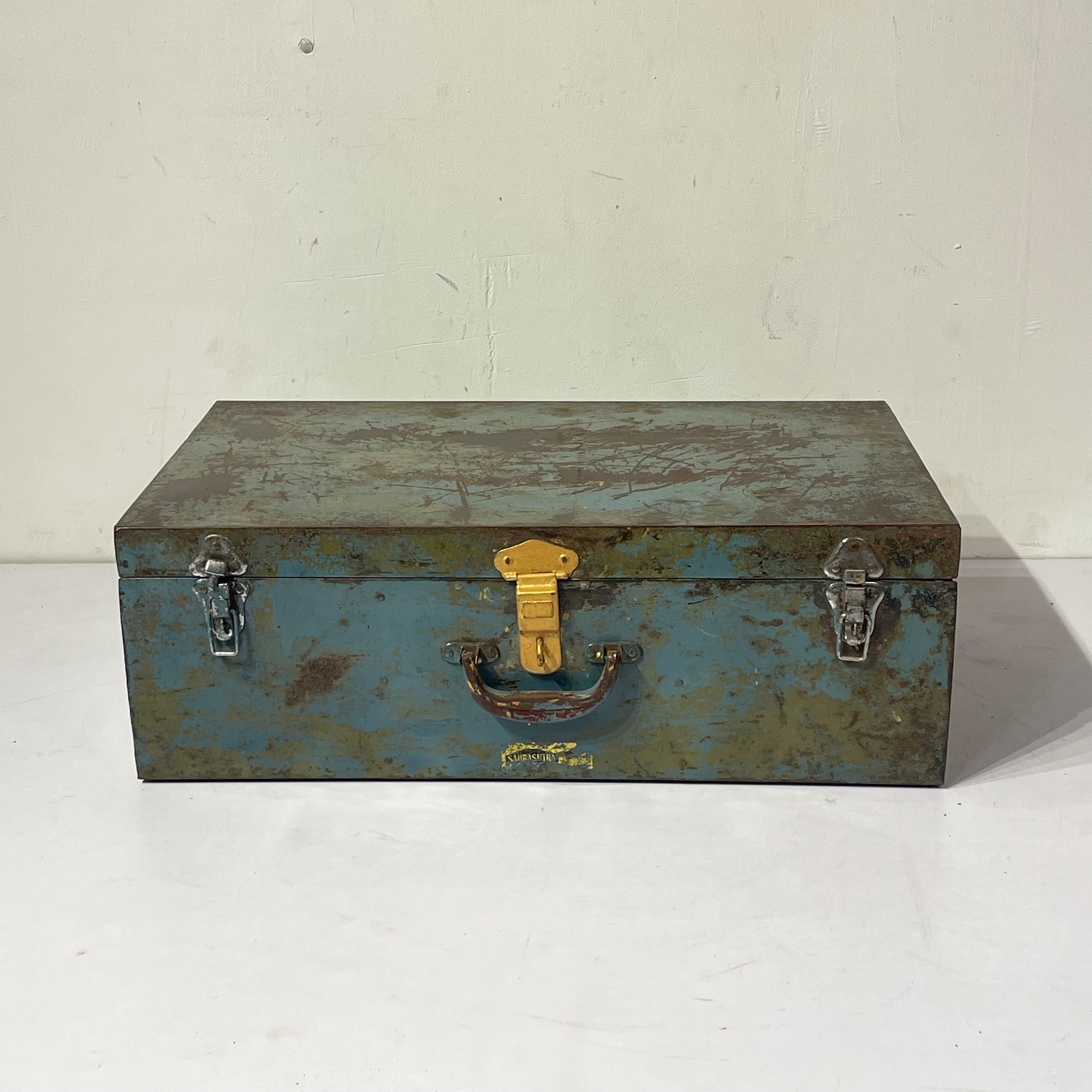 Vintage Iron box