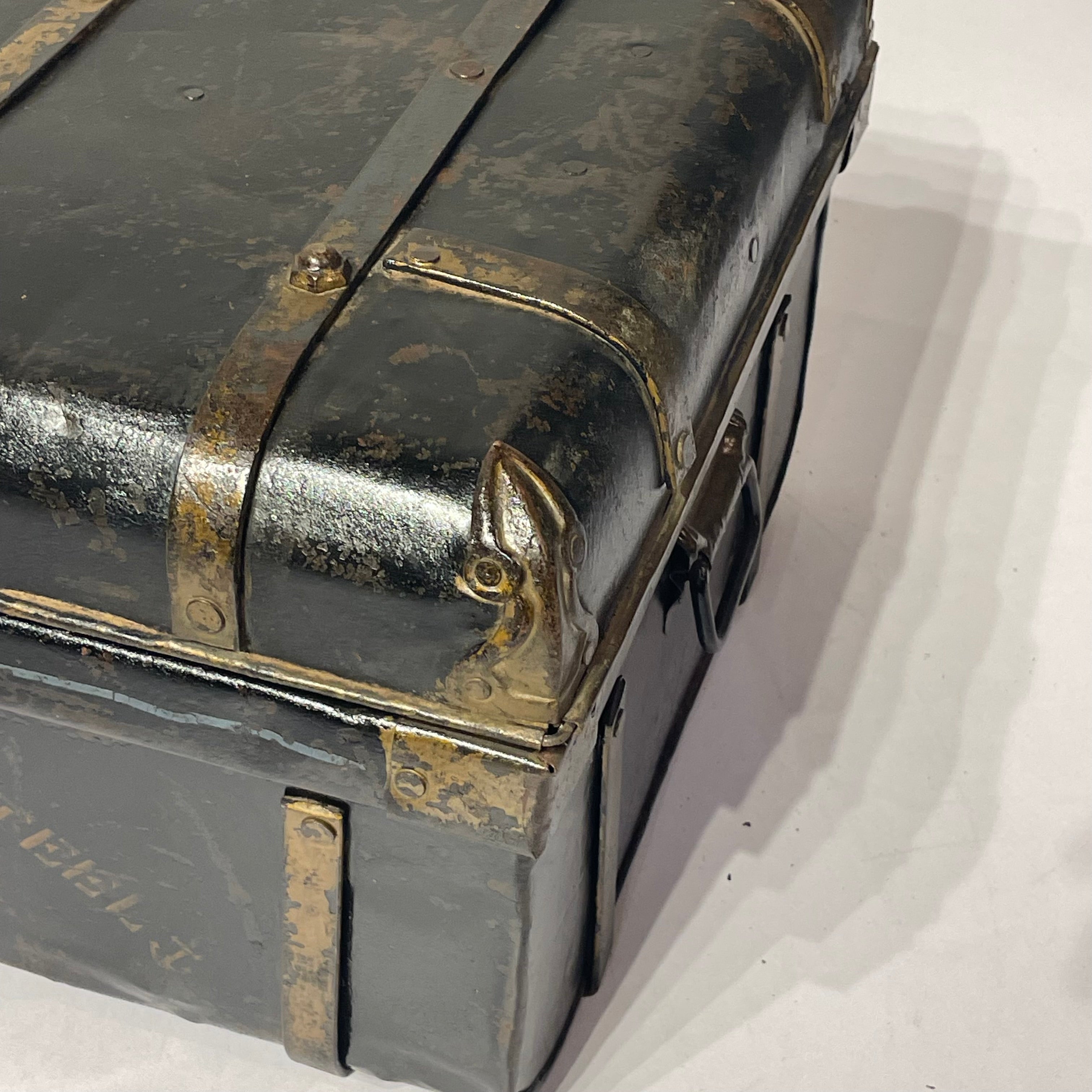 Vintage Iron box