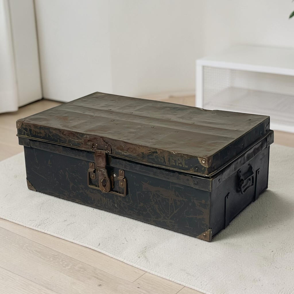 Vintage Iron box