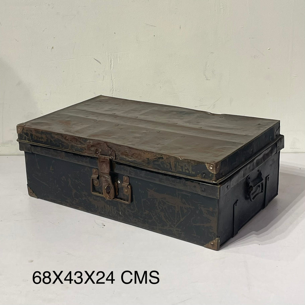 Vintage Iron box
