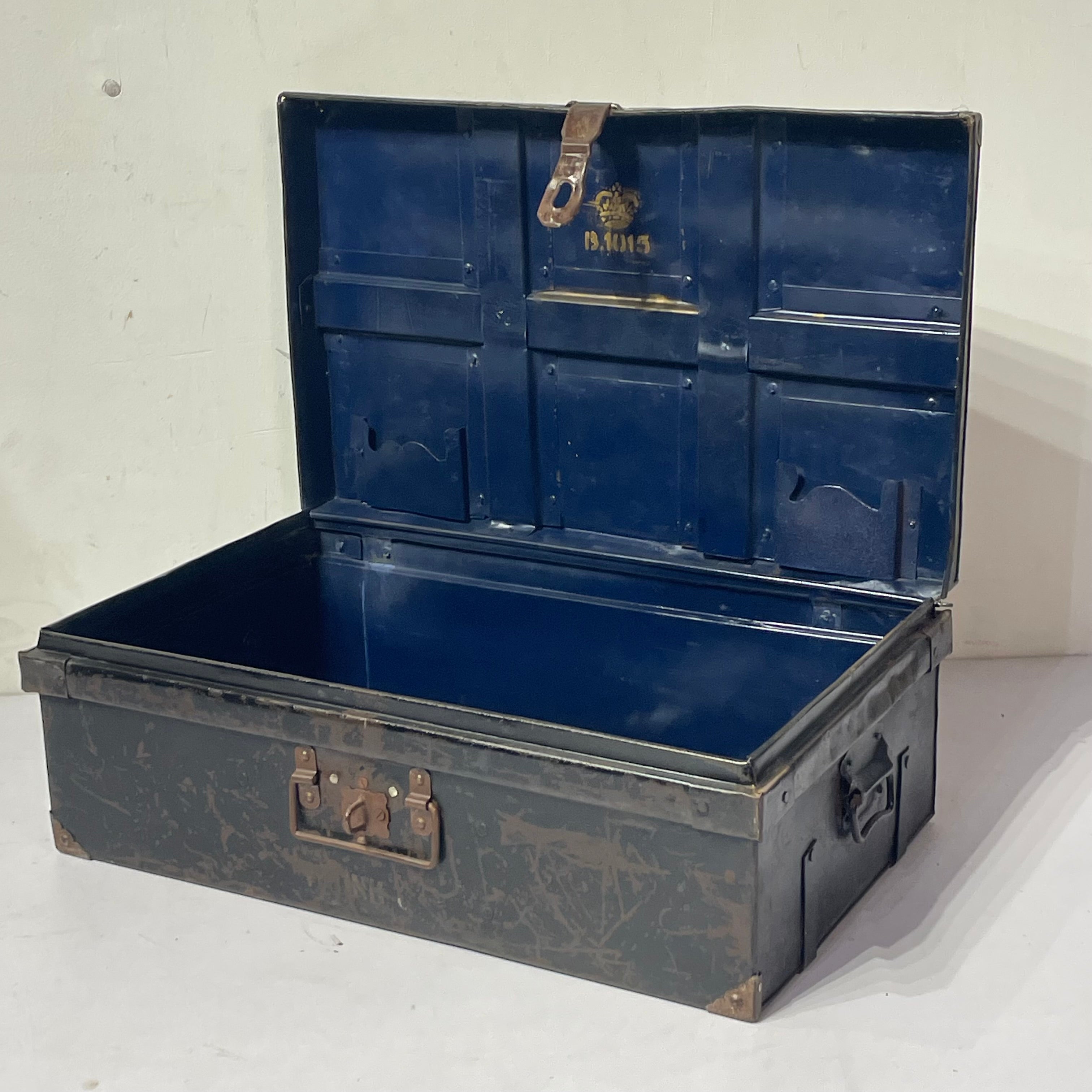 Vintage Iron box