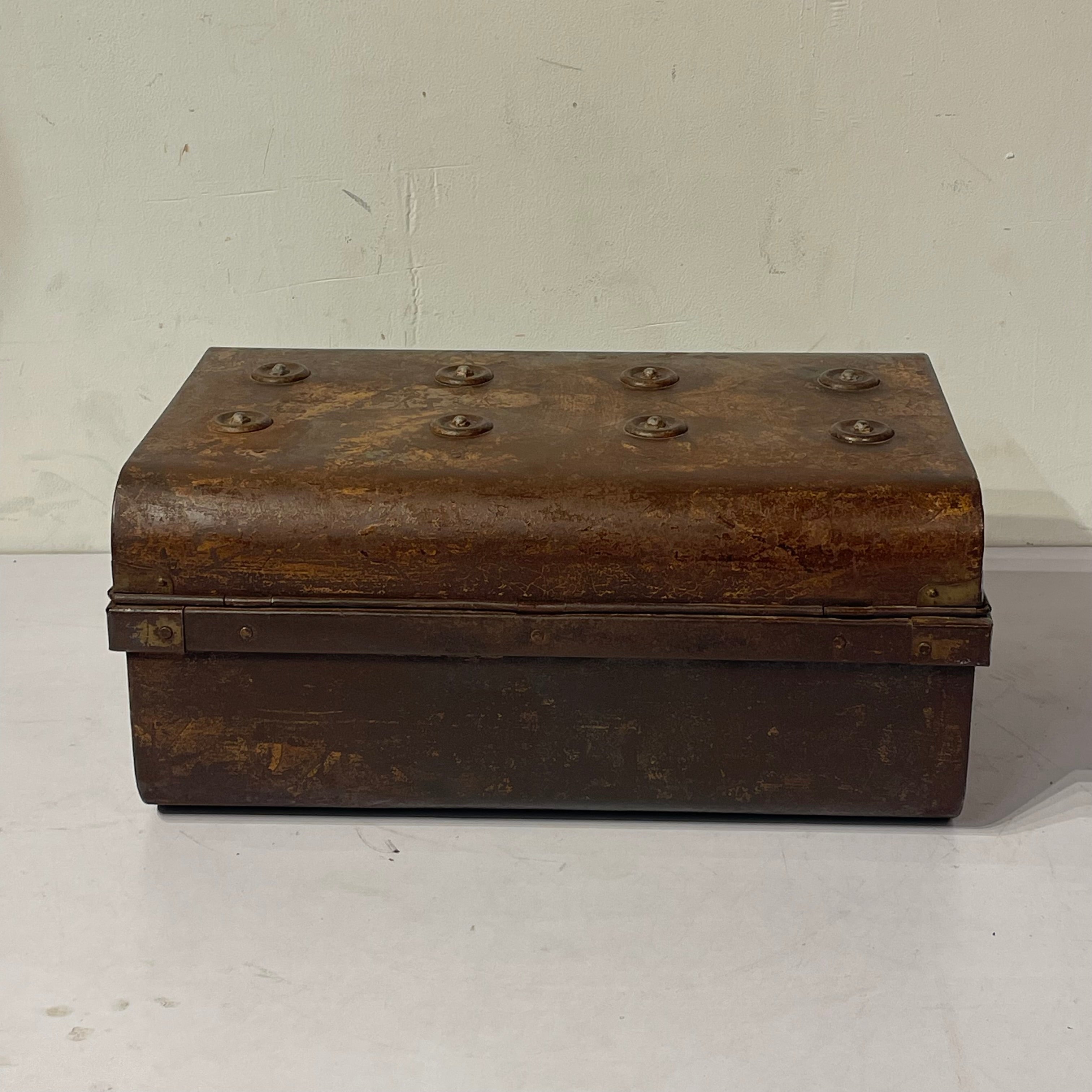Vintage Iron box