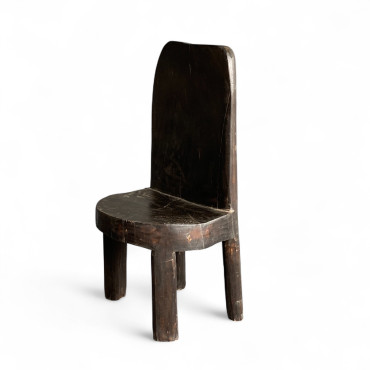 WOODEN NAGA CHAIR
