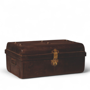 IRON TRUNK